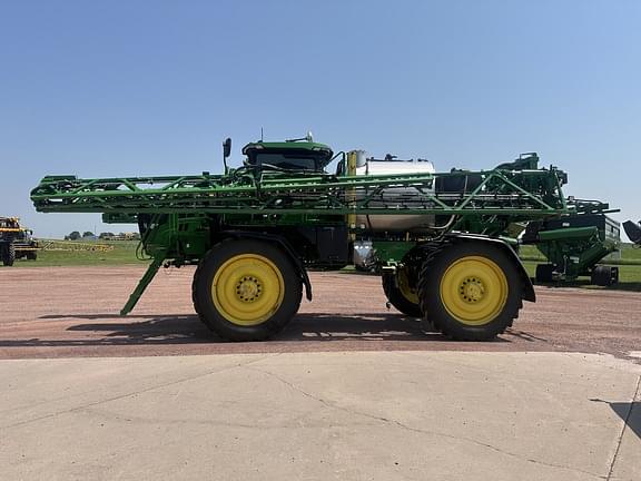 Image of John Deere 616R equipment image 4
