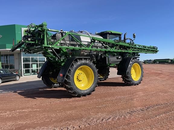 Image of John Deere 616R equipment image 2