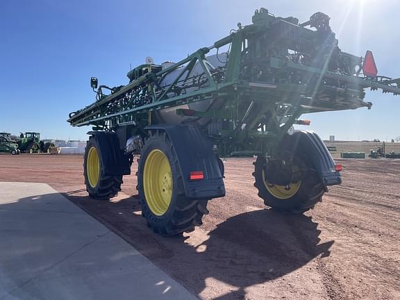 Image of John Deere 616R equipment image 3