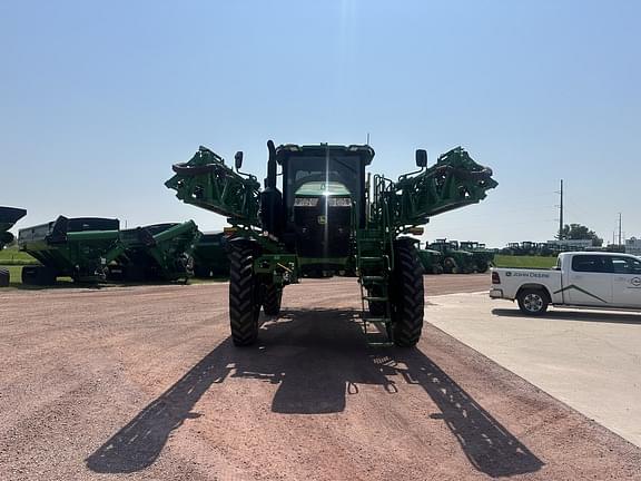 Image of John Deere 616R equipment image 2