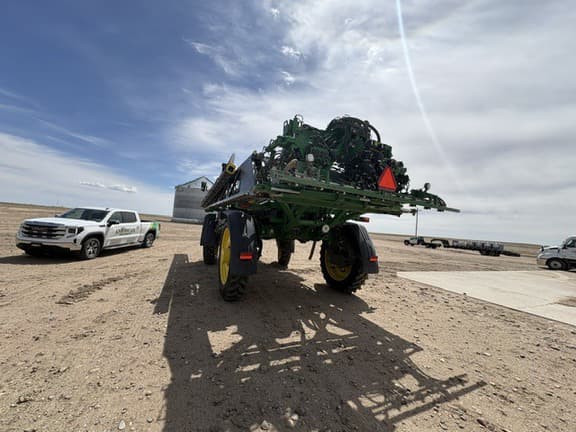 Image of John Deere 616R equipment image 3