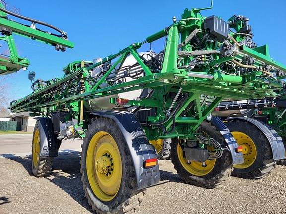 Image of John Deere 616R equipment image 3