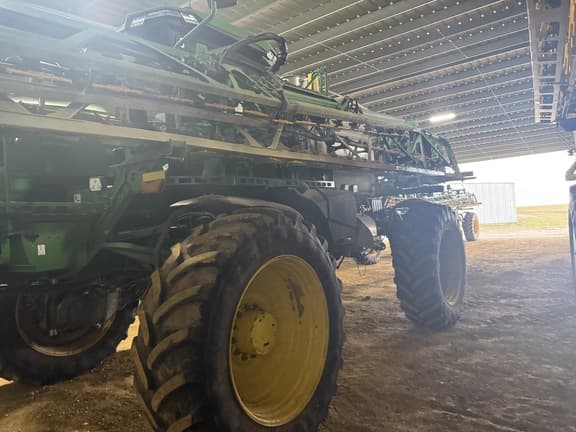 Image of John Deere 616R equipment image 2