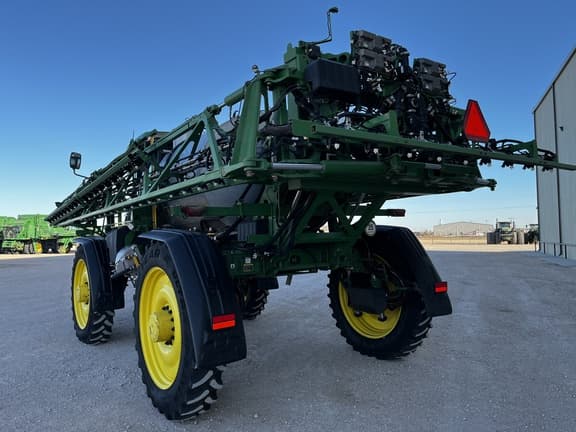 Image of John Deere 616R equipment image 2