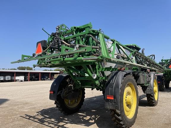 Image of John Deere 616R equipment image 4