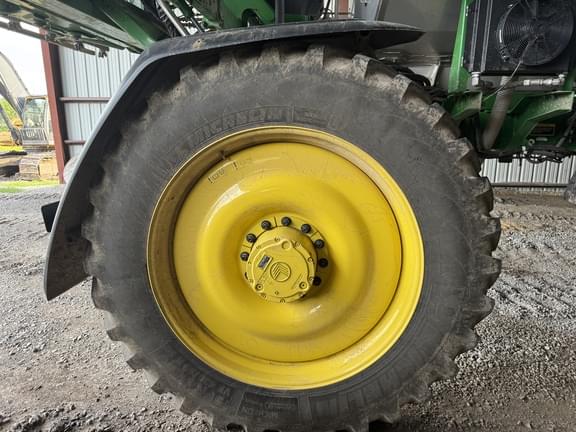 Image of John Deere 616R equipment image 2
