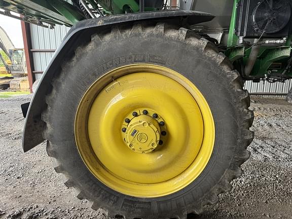 Image of John Deere 616R equipment image 2