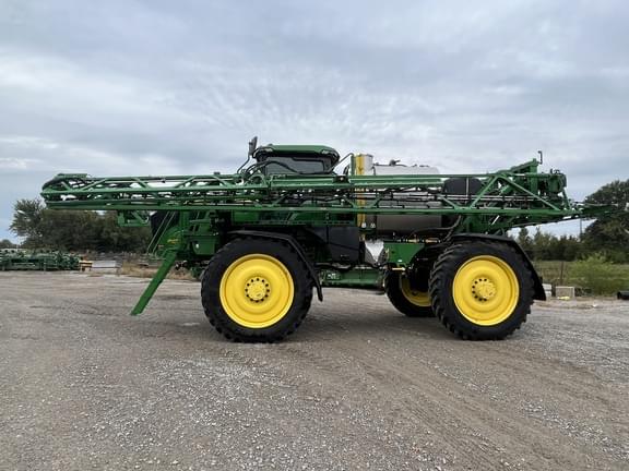Image of John Deere 616R equipment image 3