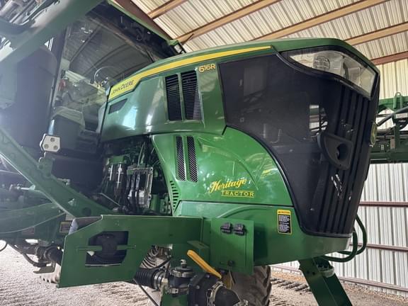 Image of John Deere 616R equipment image 4