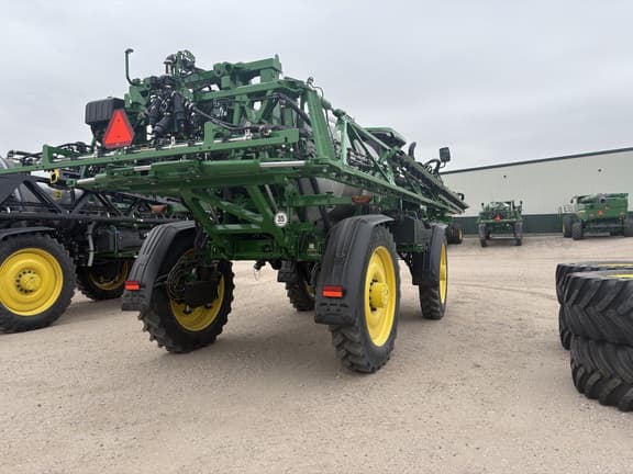 Image of John Deere 616R equipment image 4