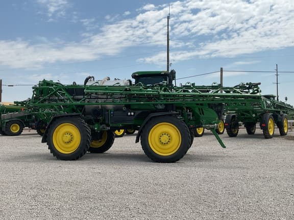 Image of John Deere 616R equipment image 3