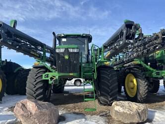 Image of John Deere 616R equipment image 1