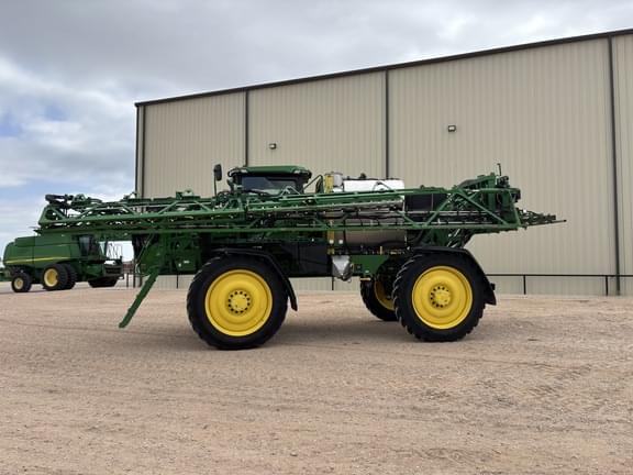 Image of John Deere 616R equipment image 1
