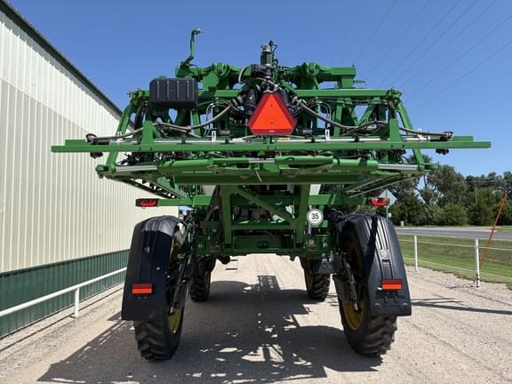 Image of John Deere 616R equipment image 3