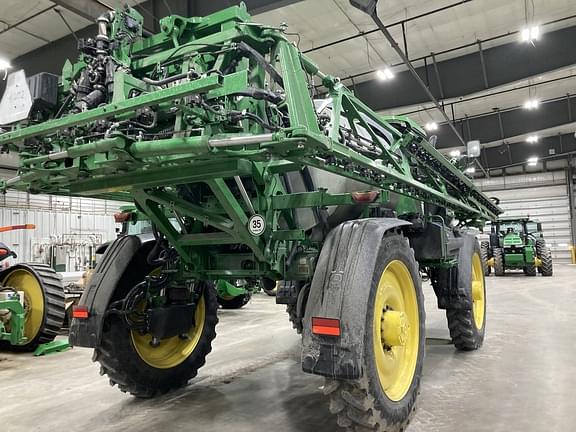 Image of John Deere 616R equipment image 3