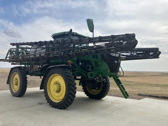 Image of John Deere 616R equipment image 1