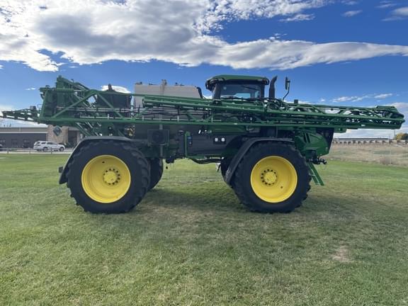 Image of John Deere 616R Primary image