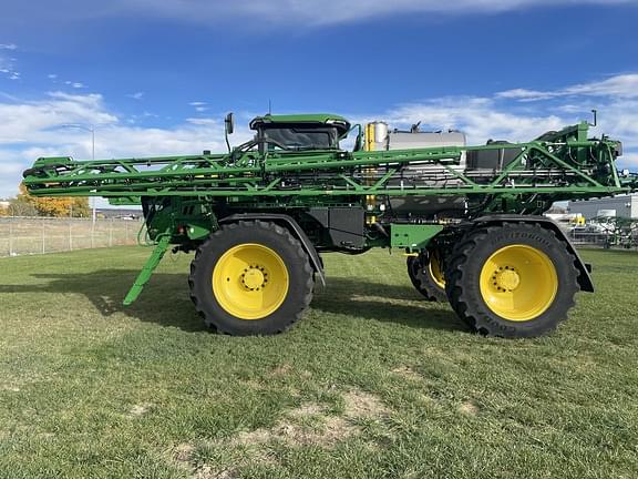Image of John Deere 616R equipment image 4