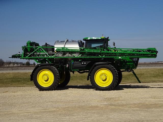 Image of John Deere 616R equipment image 3