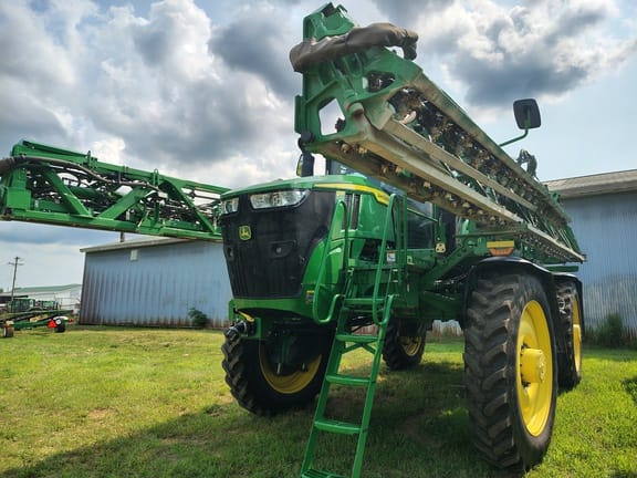 2024 John Deere 616R Equipment Image0