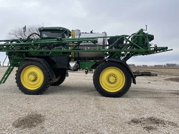 Image of John Deere 616R equipment image 3