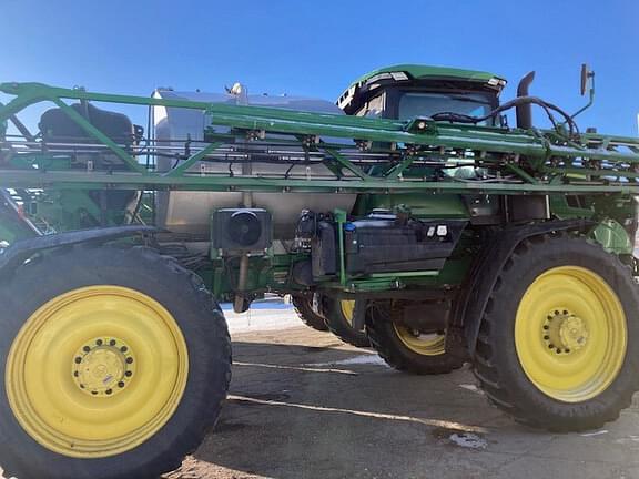 Image of John Deere 616R equipment image 1