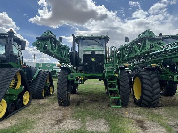 Image of John Deere 616R equipment image 1