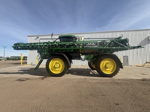 Image of John Deere 616R equipment image 4