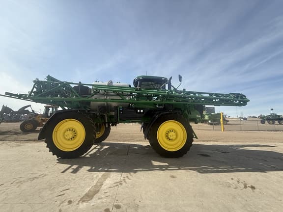 Image of John Deere 616R Primary image