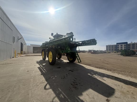 Image of John Deere 616R equipment image 1