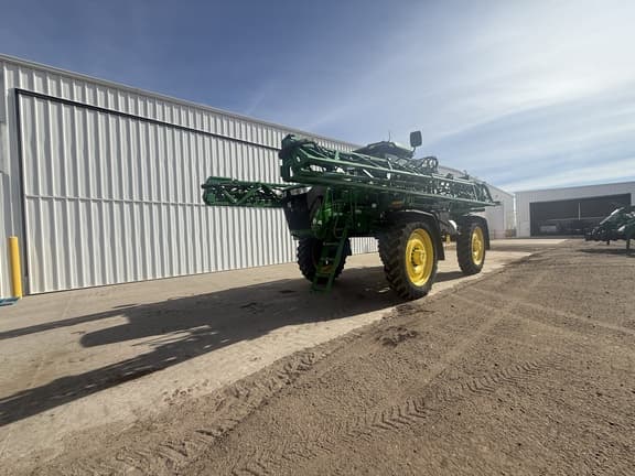 Image of John Deere 616R equipment image 3