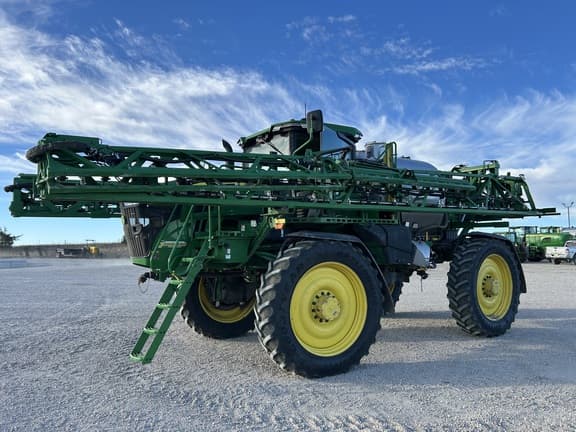 Image of John Deere 616R equipment image 2