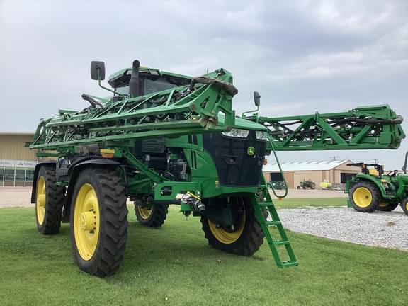 Image of John Deere 616R Primary image