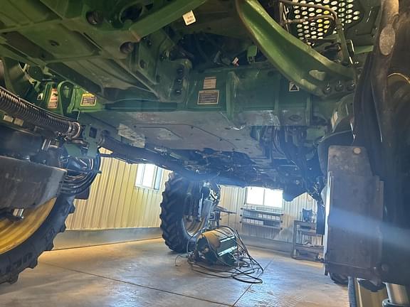 Image of John Deere 616R equipment image 2