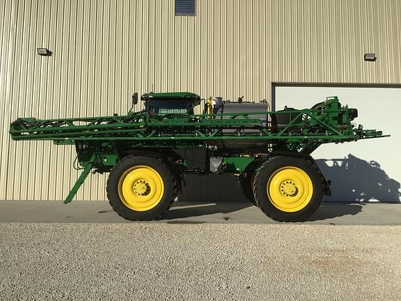 Image of John Deere 616R Primary image