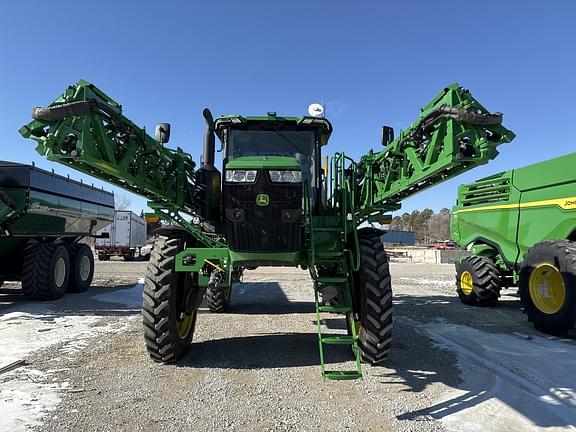 Image of John Deere 616R equipment image 1