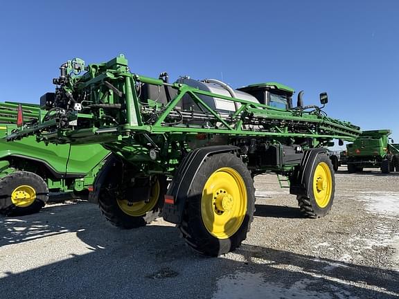 Image of John Deere 616R equipment image 3