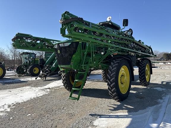 Image of John Deere 616R equipment image 2