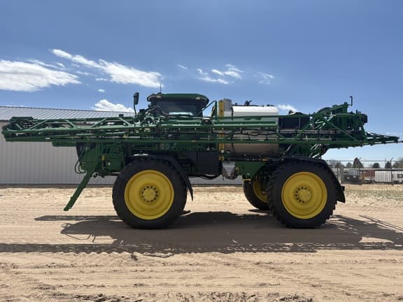 Image of John Deere 616R equipment image 4