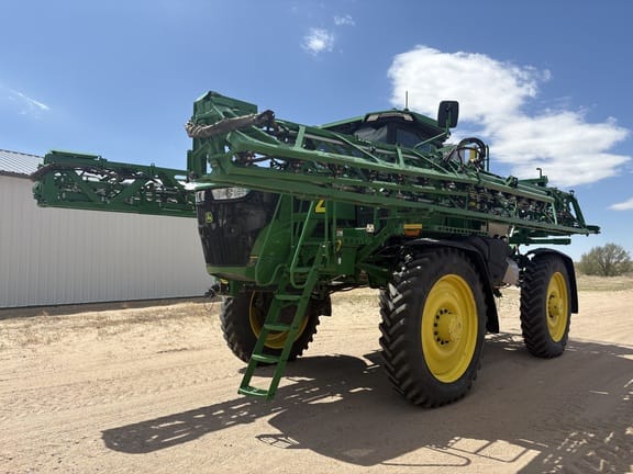 2024 John Deere 616R Equipment Image0