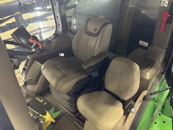 Image of John Deere 616R equipment image 4