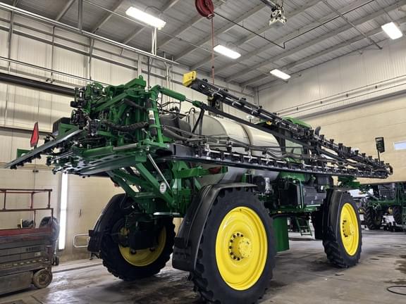 Image of John Deere 616R equipment image 2