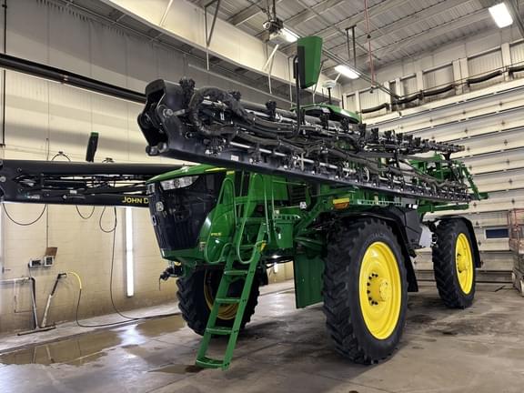Image of John Deere 616R equipment image 3