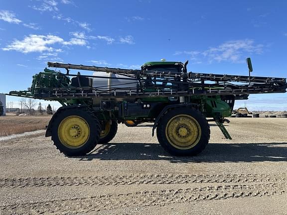 Image of John Deere 616R equipment image 4