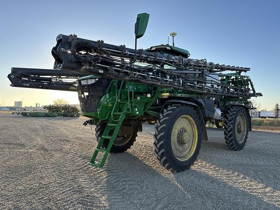 Image of John Deere 616R Primary image
