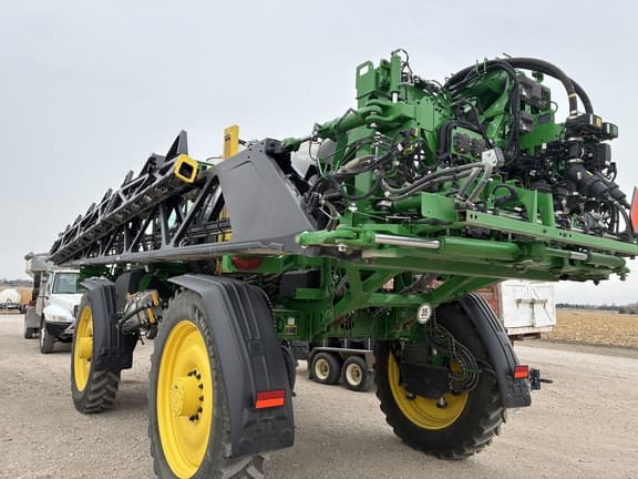 Image of John Deere 616R equipment image 3