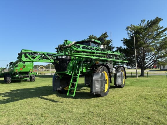 Image of John Deere 616R equipment image 1