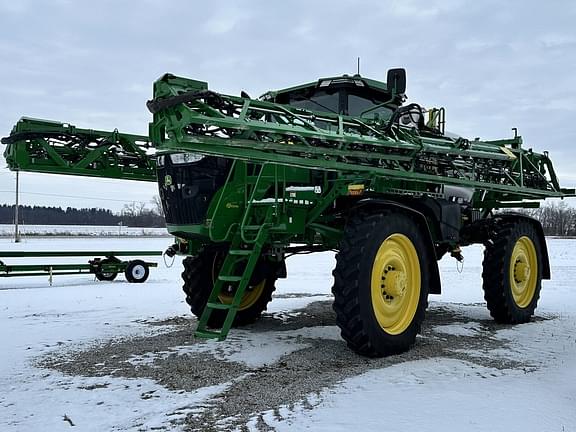 Image of John Deere 616R equipment image 2