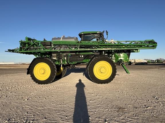 Image of John Deere 616R equipment image 3