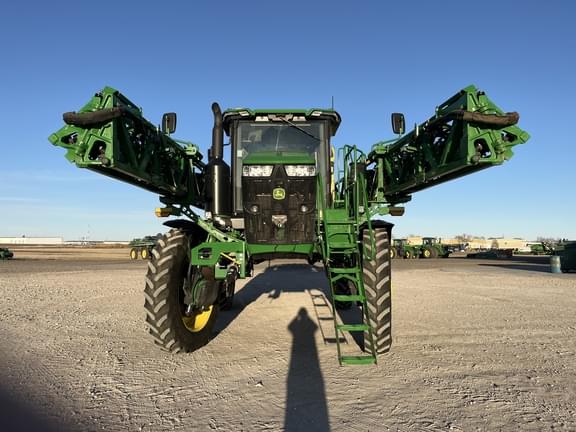 Image of John Deere 616R equipment image 1